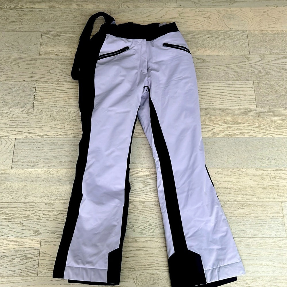 Mackage ski pants in Lilic. Size SMALL